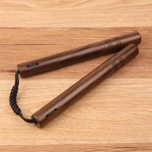 Nunchaku en bois pour les arts martiaux