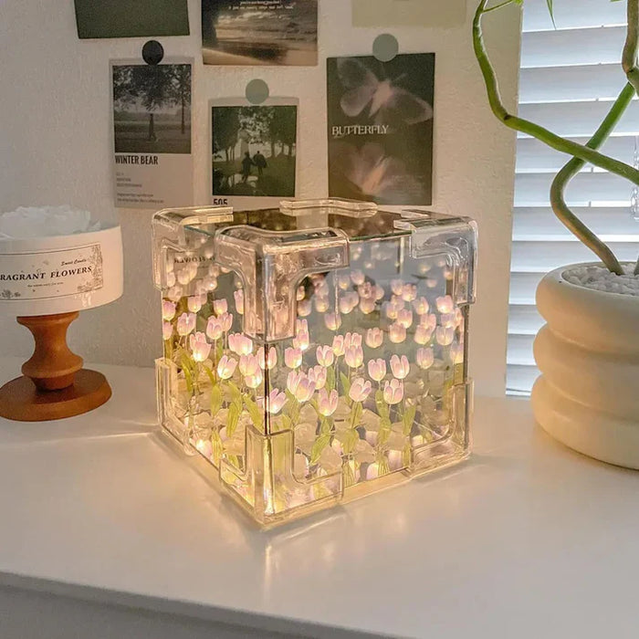 Lampe cube miroir tulipe à faire soi-même